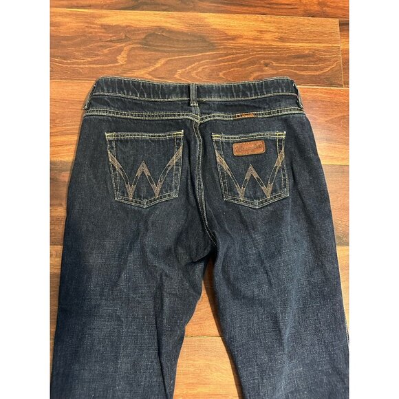 Wranglers Women’s Cash No Gap Waistband Jeans Relaxed Fit Boot Cut Size 7/8 - Picture 12 of 12